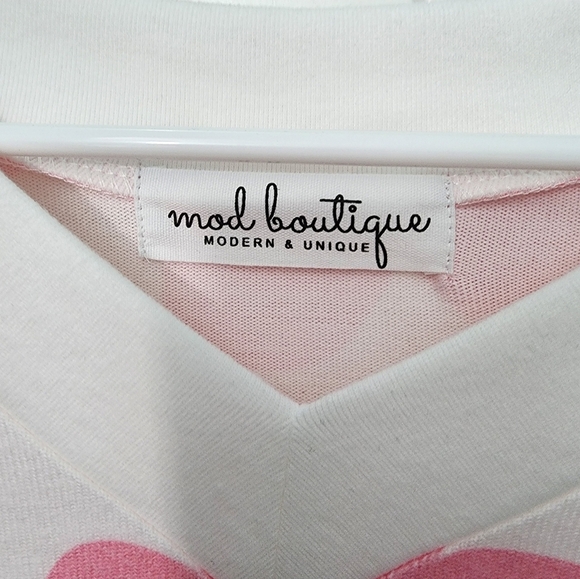 Andi Flower Knitted V Neck Tank Top, Size Large - Picture 5 of 7